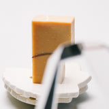 Le Savon mangue & avocat et le Porte savon coquillage