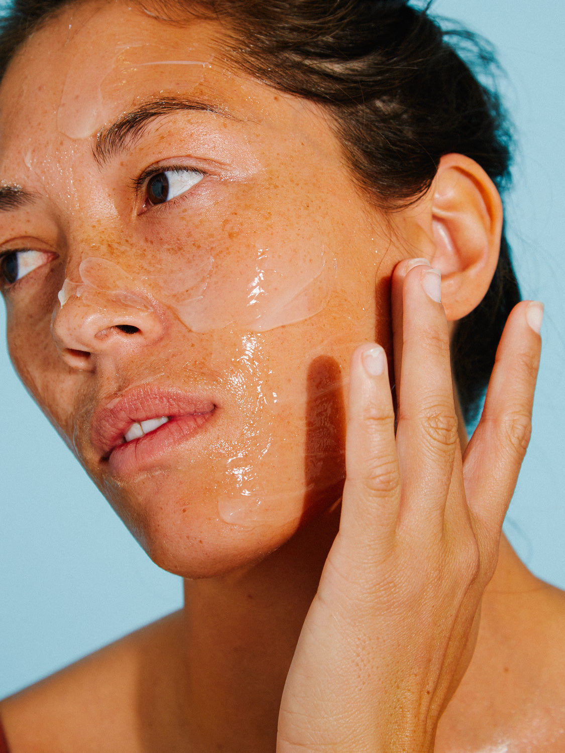 Les 5 gestes pour éviter l'acné rebond après l'été
