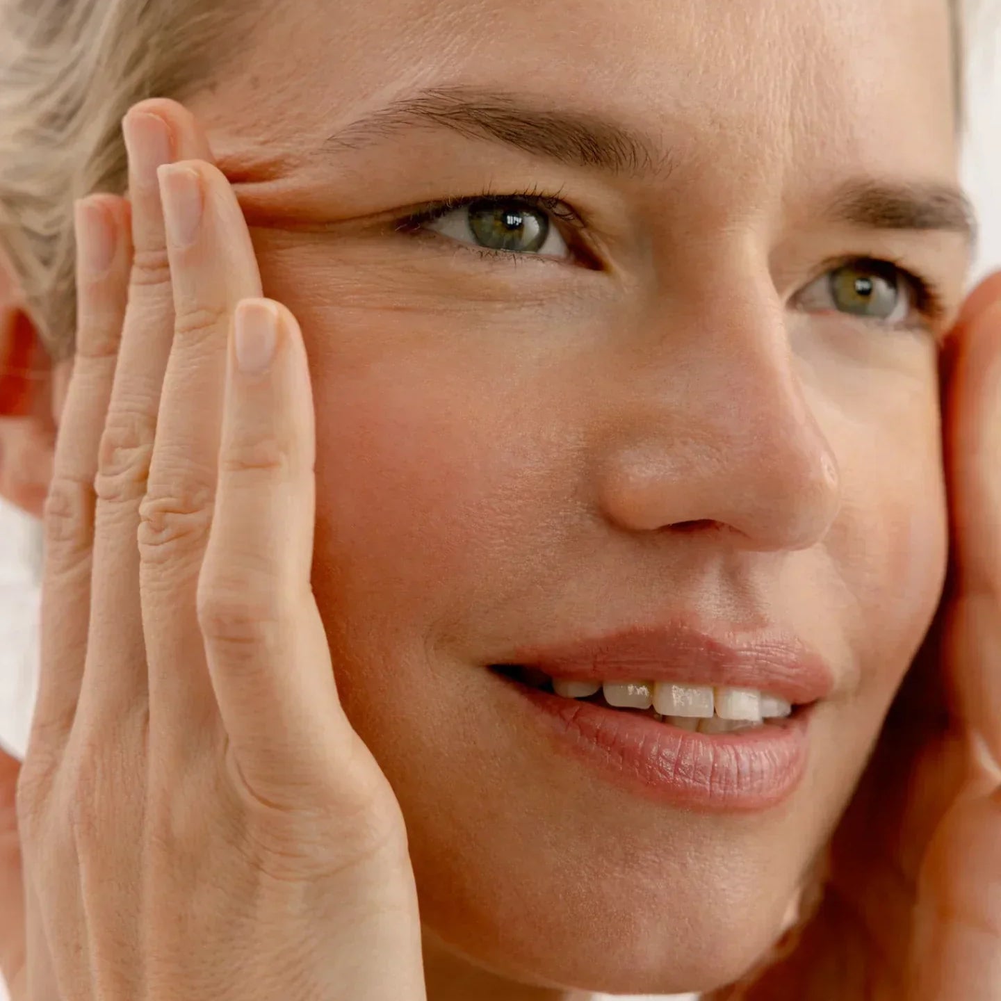 Protection solaire : le guide d'une dermatologue pour protéger durablement sa peau