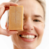 Savon dermatologique saponifié à froid