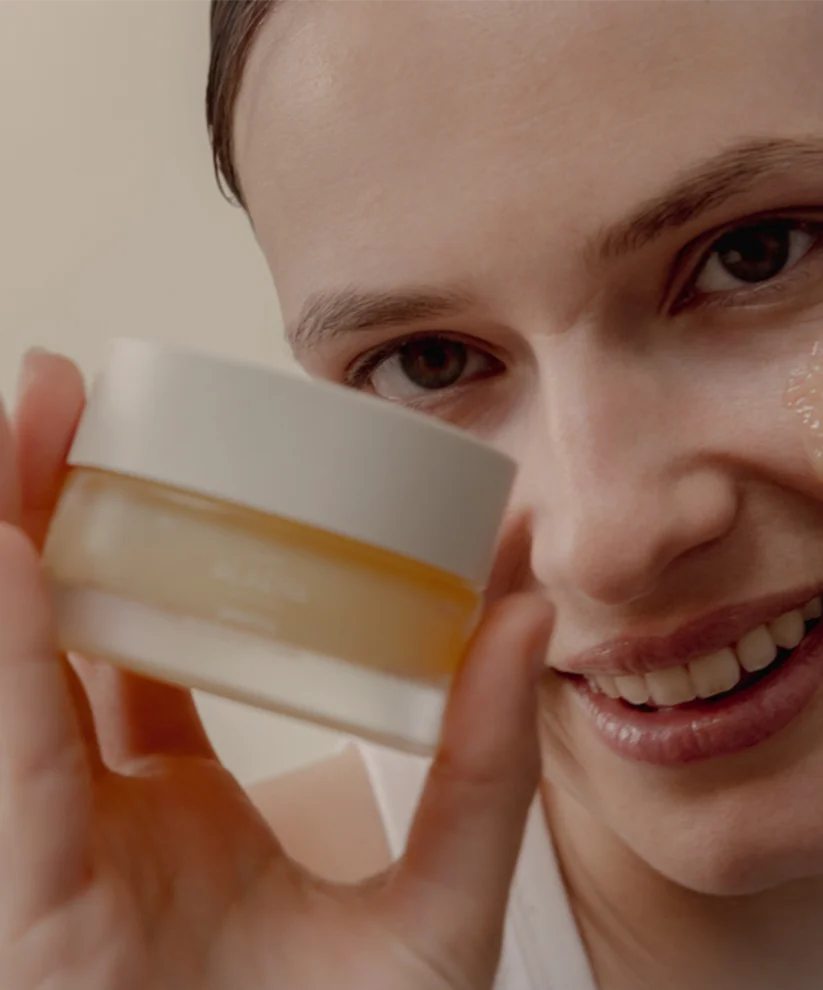 Des formules dermatologiques certifiées bio conçues pour répondre aux besoins de toutes les peaux.